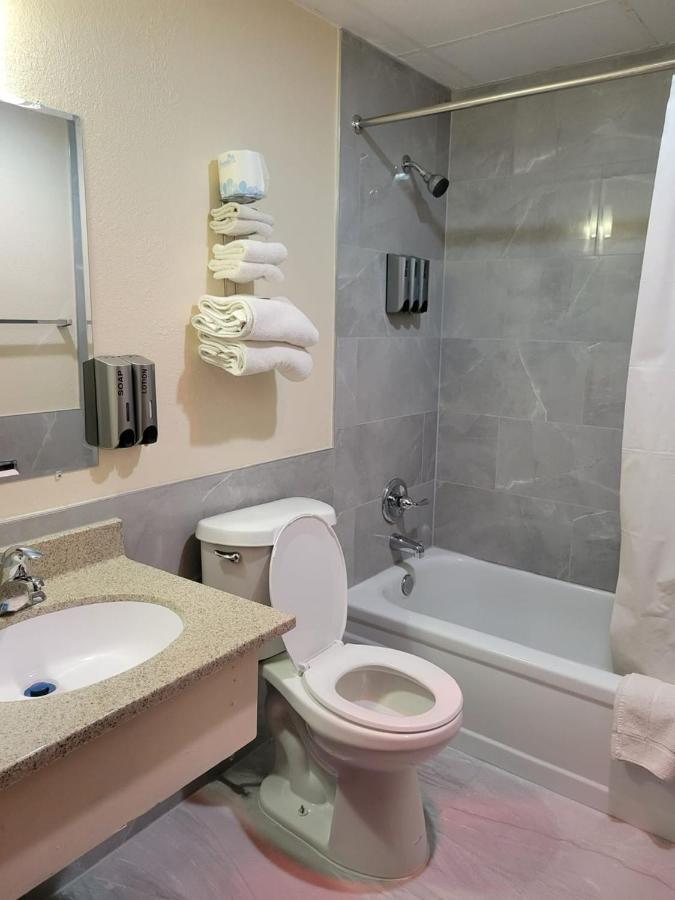 Valu Stay Inn Le Sueur エクステリア 写真