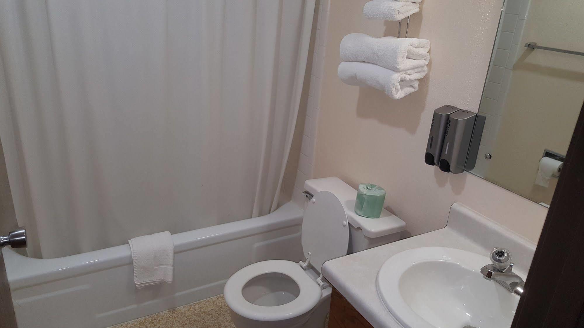 Valu Stay Inn Le Sueur エクステリア 写真